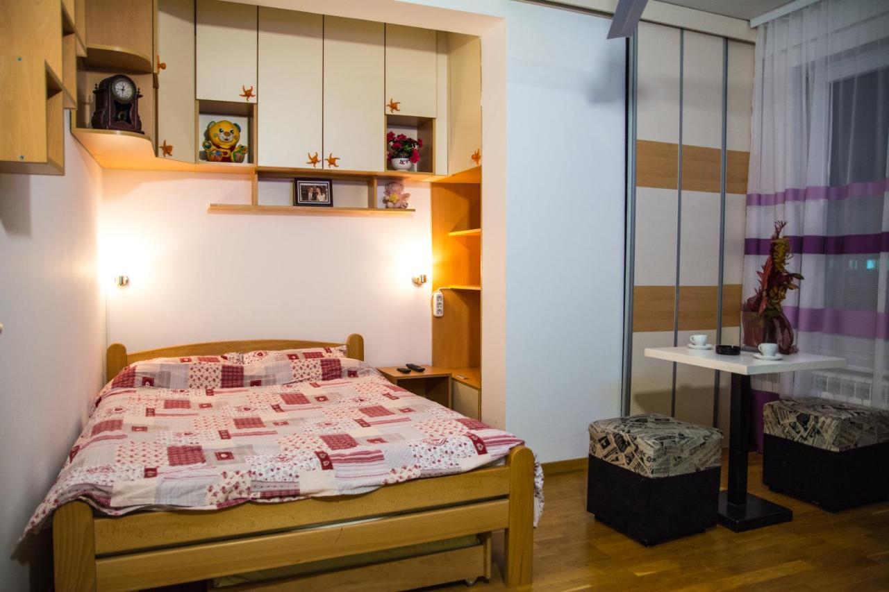 Rooms And Apartments S Belgrado Buitenkant foto